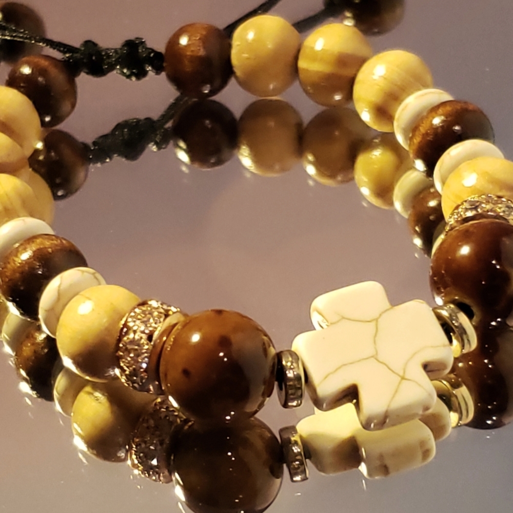 Wood Vein Jasper 8MM crystal bracelet with Agate Crystal Cross charm adjustable